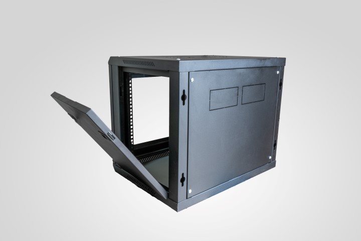  ARMOIRE ET COFFRET  DE BRASSAGE